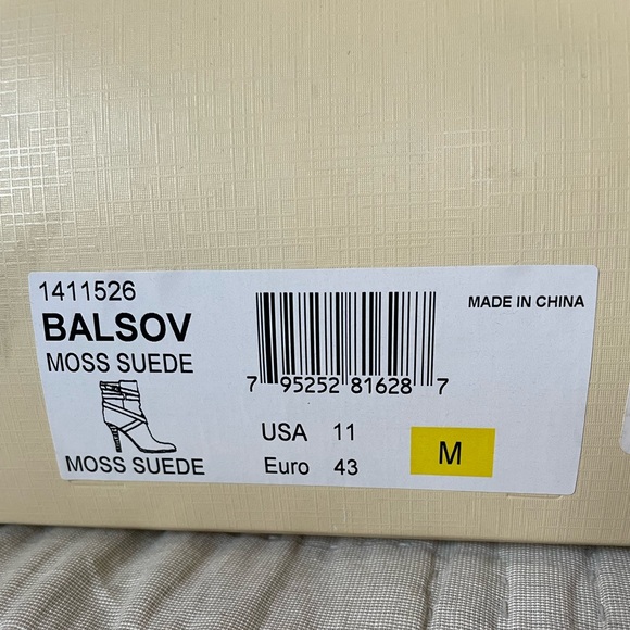 Sofft Moss Green Suede Heeled Boots size 11 (fits like 10) New in Box - Picture 5 of 6